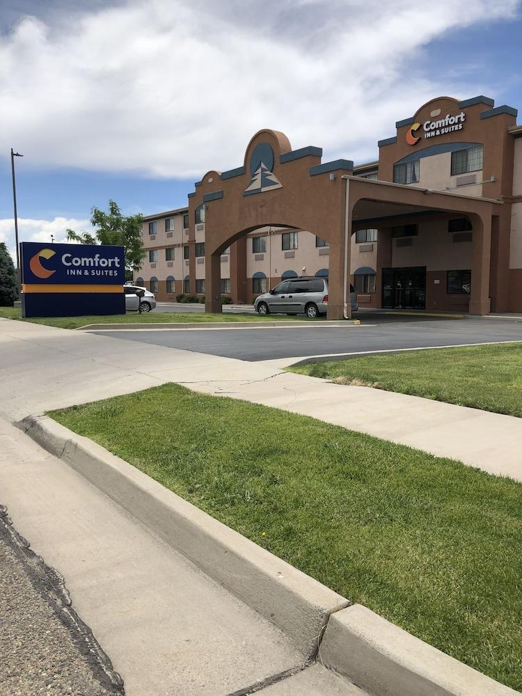 Comfort Inn & Suites Фрута Екстериор снимка