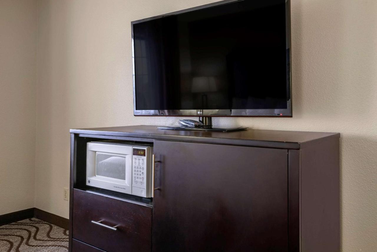 Comfort Inn & Suites Фрута Екстериор снимка