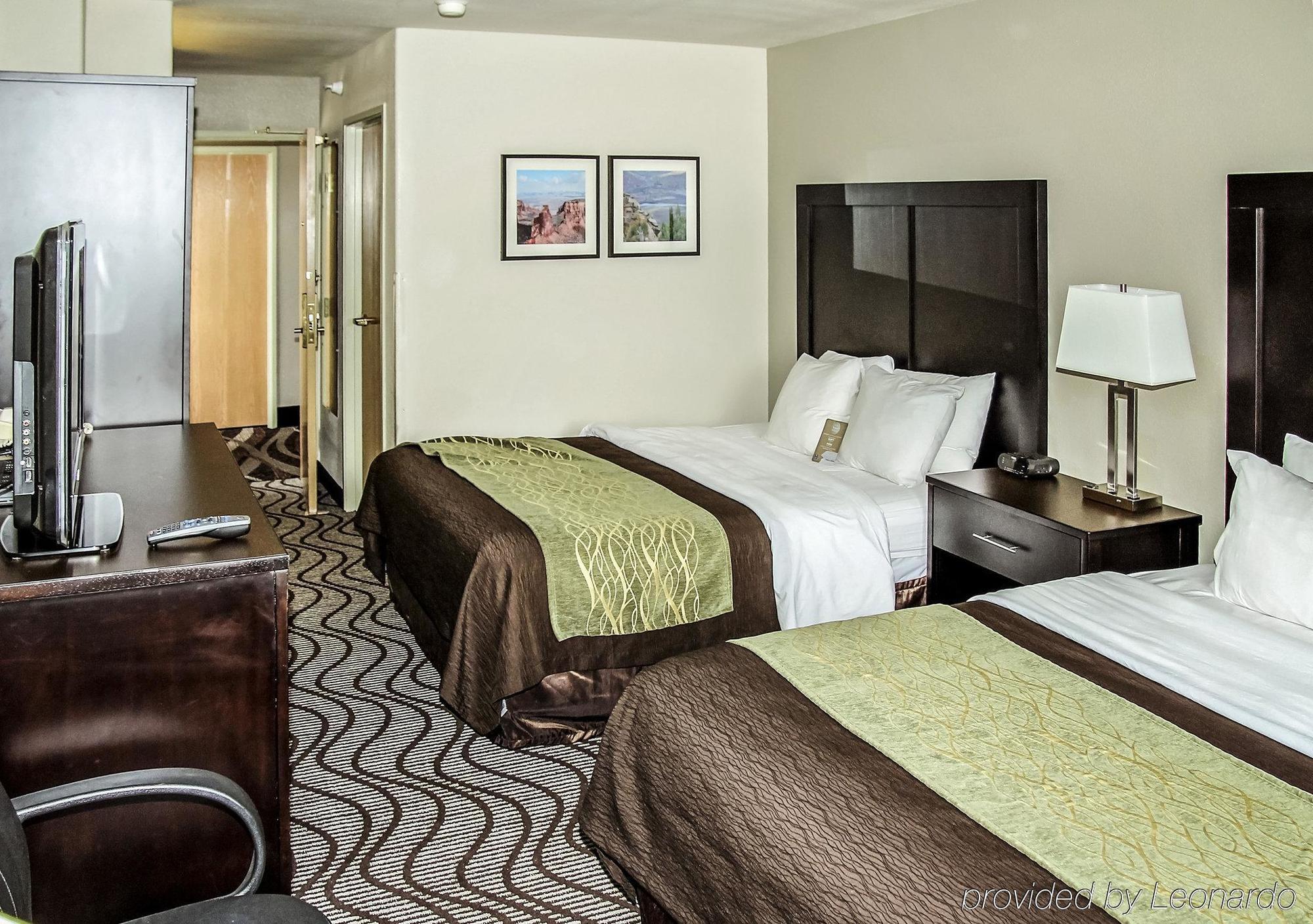Comfort Inn & Suites Фрута Екстериор снимка